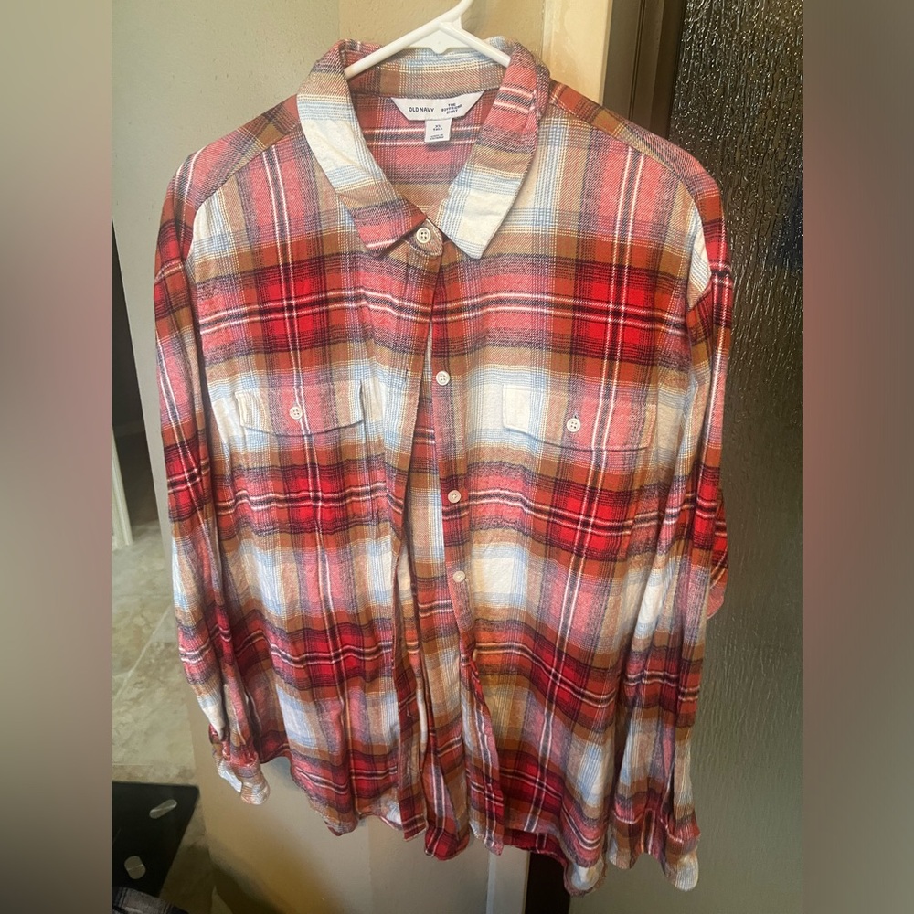 Old navy red plaid flannel